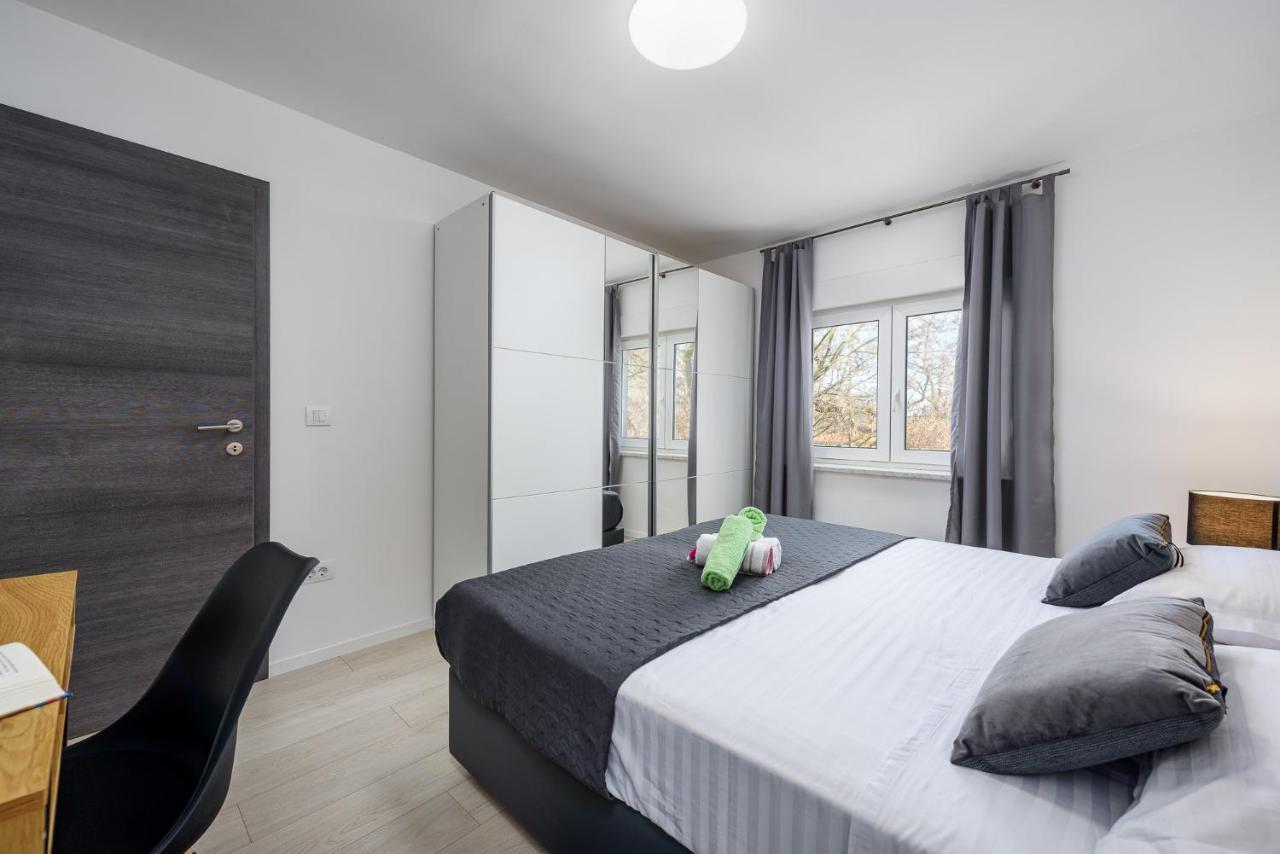 Apartment S&M Heart Of Pula Ngoại thất bức ảnh